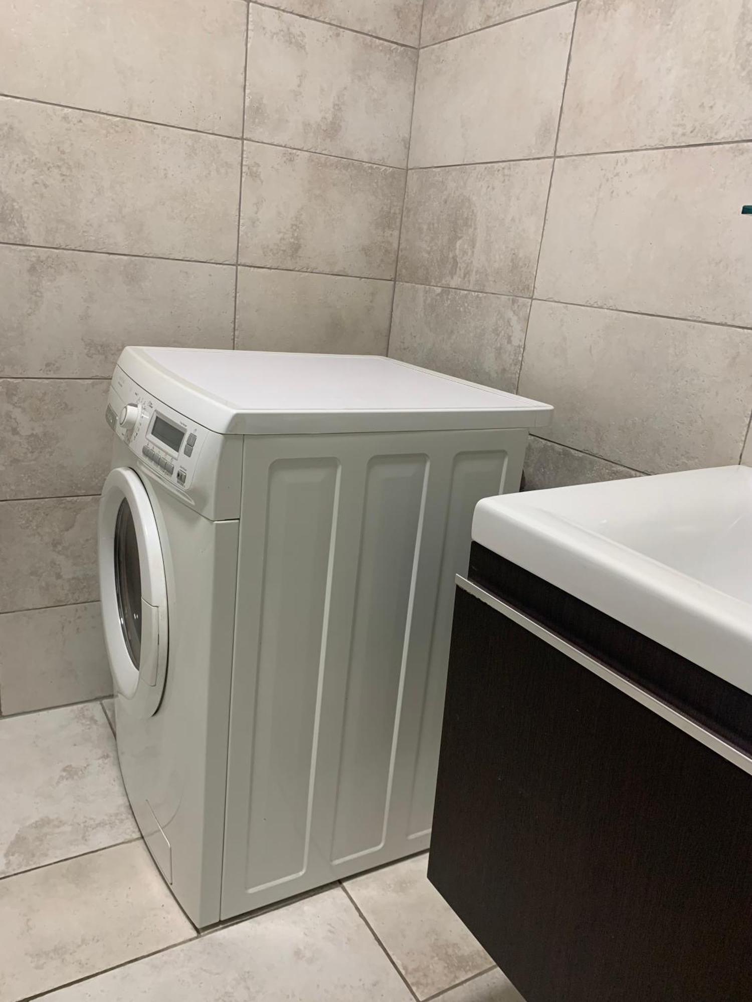 Anabella Apartment Izola Bagian luar foto