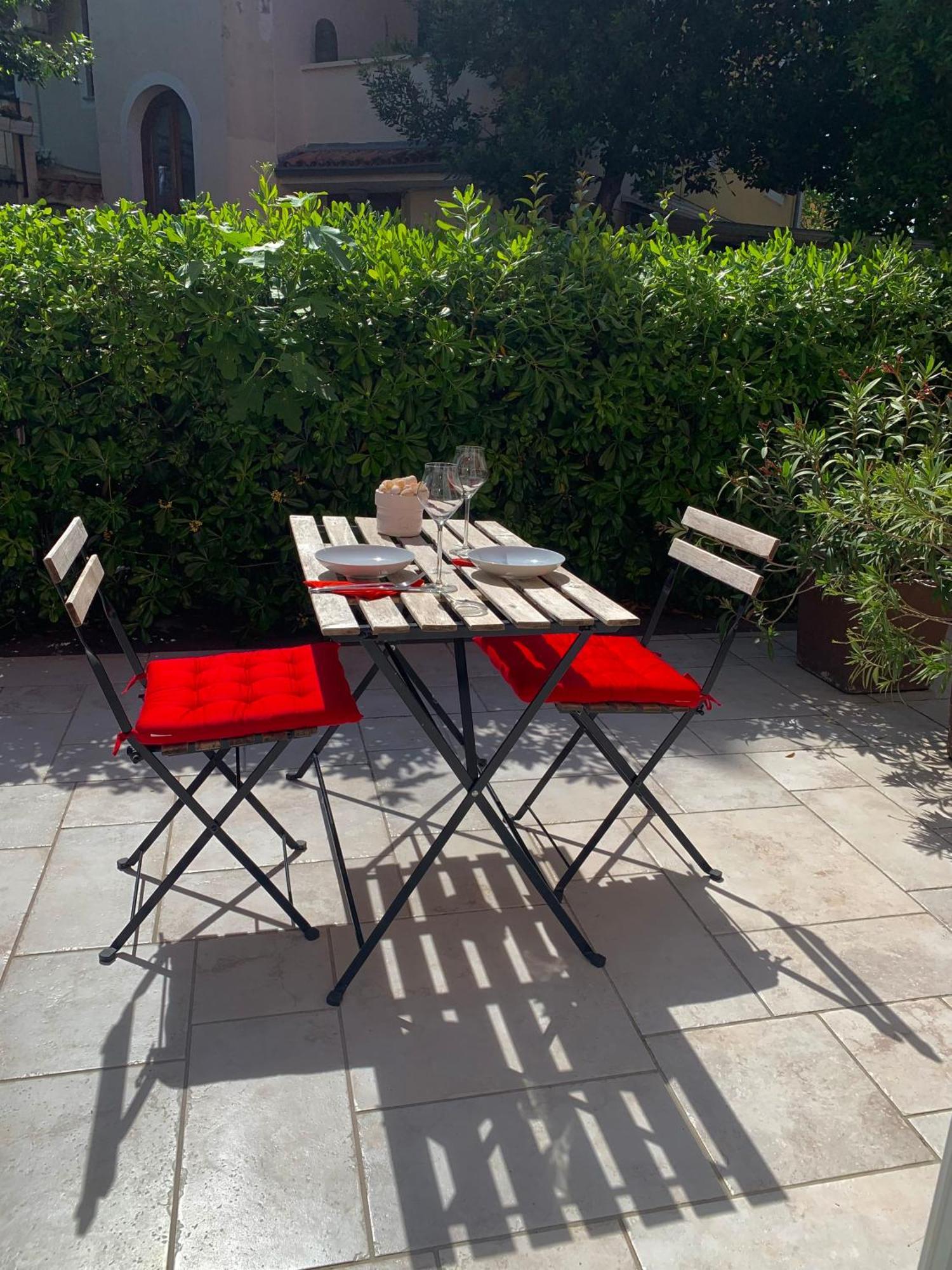 Anabella Apartment Izola Bagian luar foto